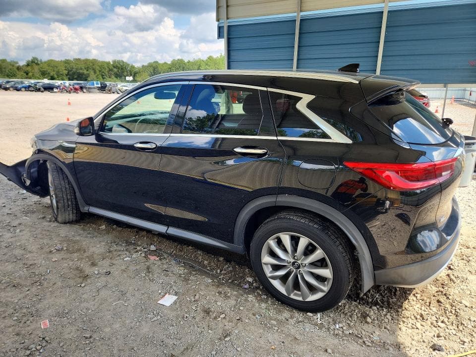 2021 INFINITI QX50 LUXE 2