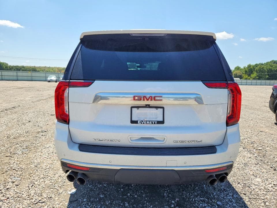 2022 GMC YUKON DENALI 6