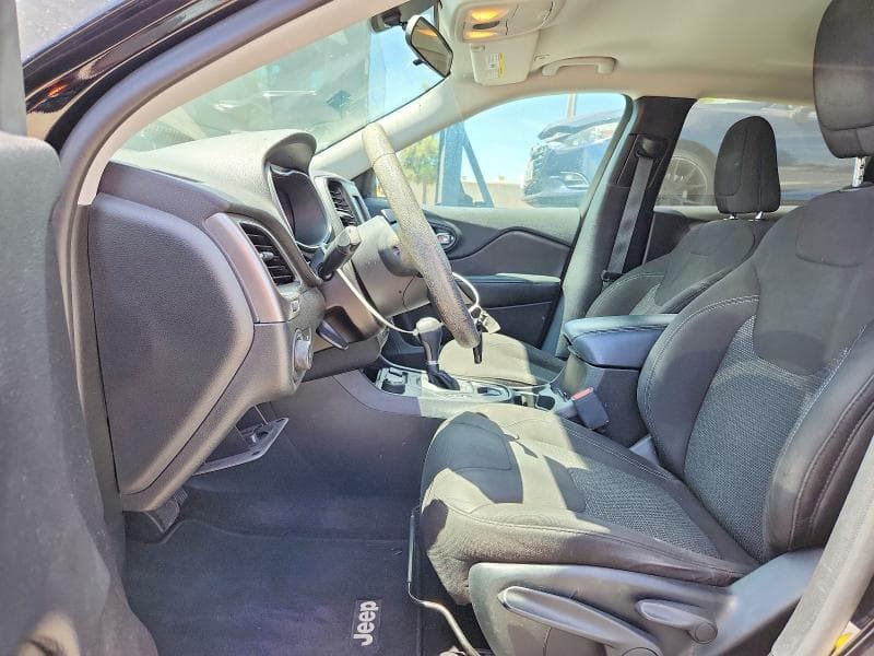 2019 JEEP CHEROKEE LATITUDE 7