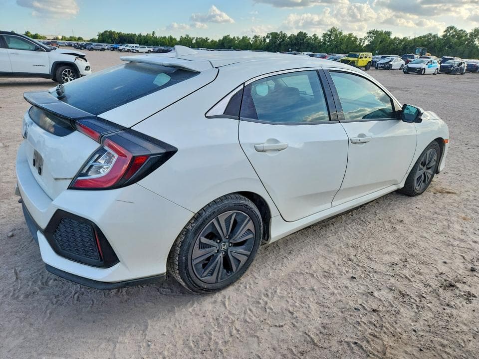 2017 HONDA CIVIC EX 3
