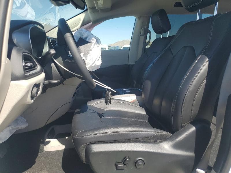 2024 CHRYSLER PACIFICA TOURING L 7
