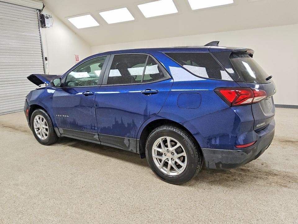 2022 CHEVROLET EQUINOX LS 2