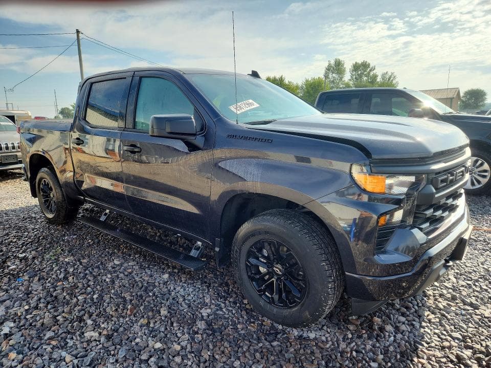 2023 CHEVROLET SILVERADO K1500 CUSTOM 4
