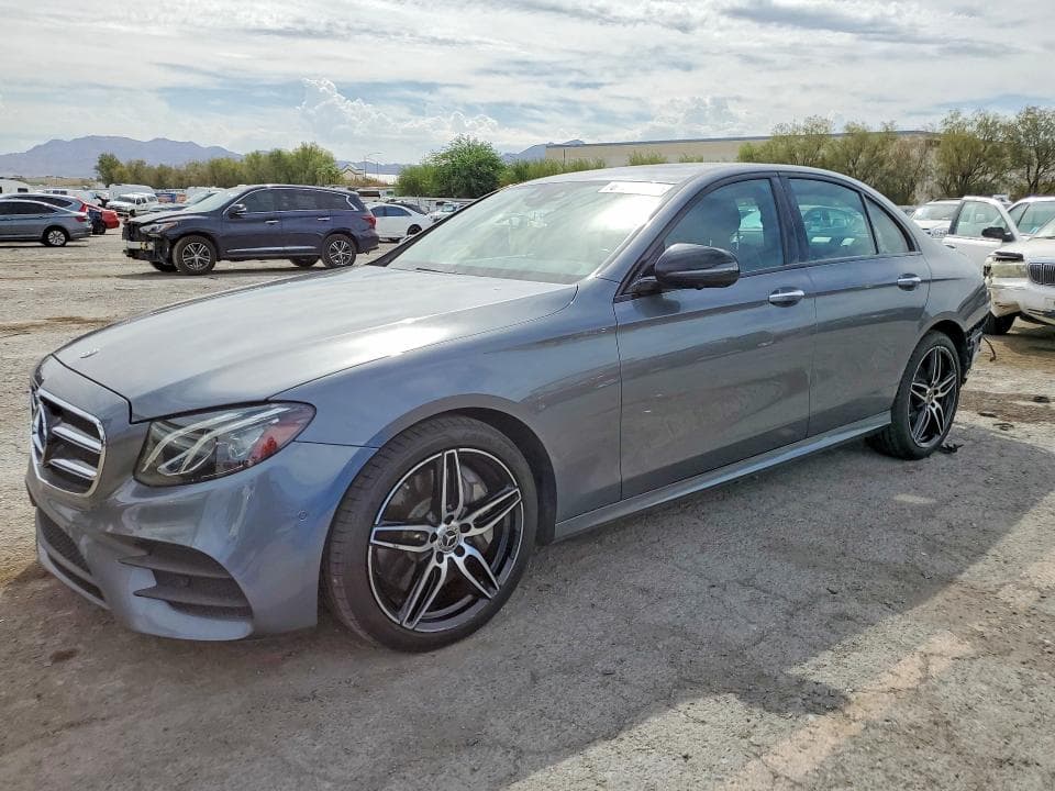 2019 MERCEDES-BENZ E 300 - 1