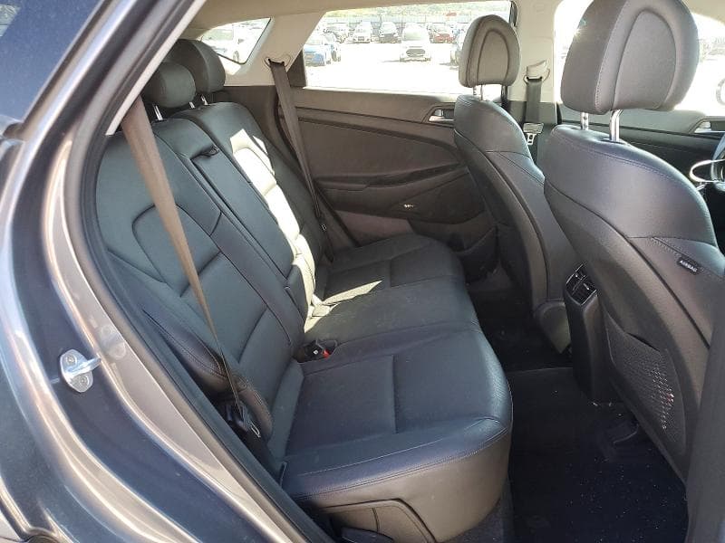 2017 HYUNDAI TUCSON SE PLUS 10