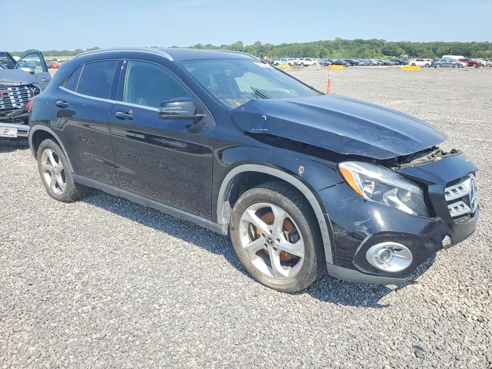 2018 MERCEDES-BENZ GLA 250 4