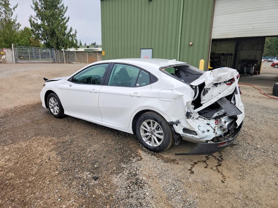 2026 TOYOTA CAMRY LE 2