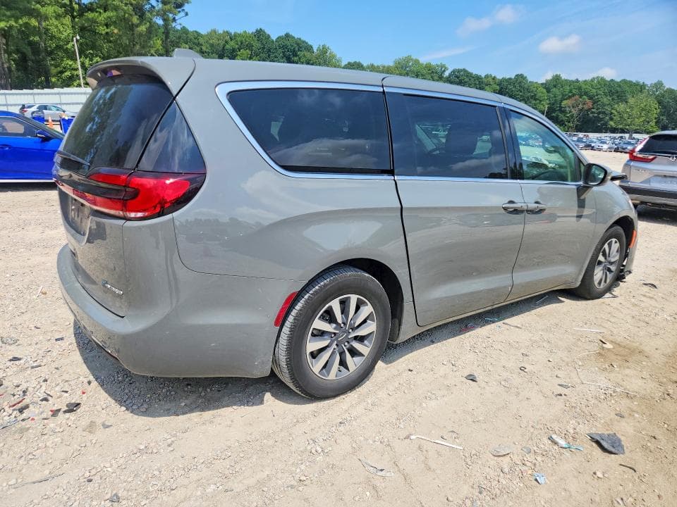 2022 CHRYSLER PACIFICA HYBRID TOURING L 3