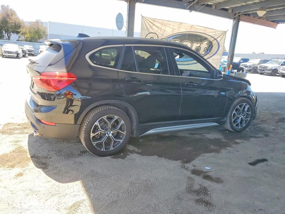 2021 BMW X1 XDRIVE28I 3