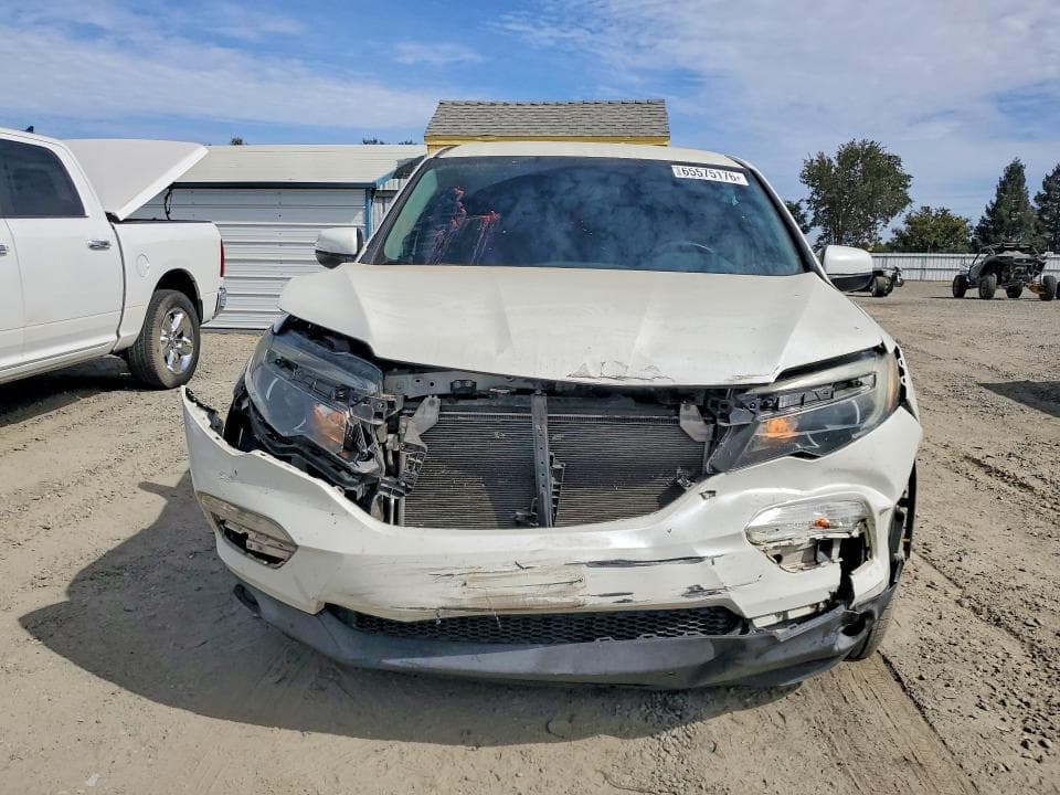 2017 HONDA PILOT LX 5