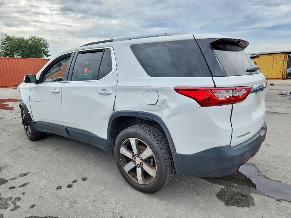 2018 CHEVROLET TRAVERSE LT 2