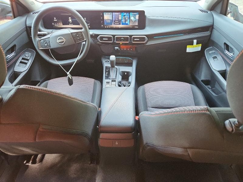 2026 NISSAN SENTRA SR 8