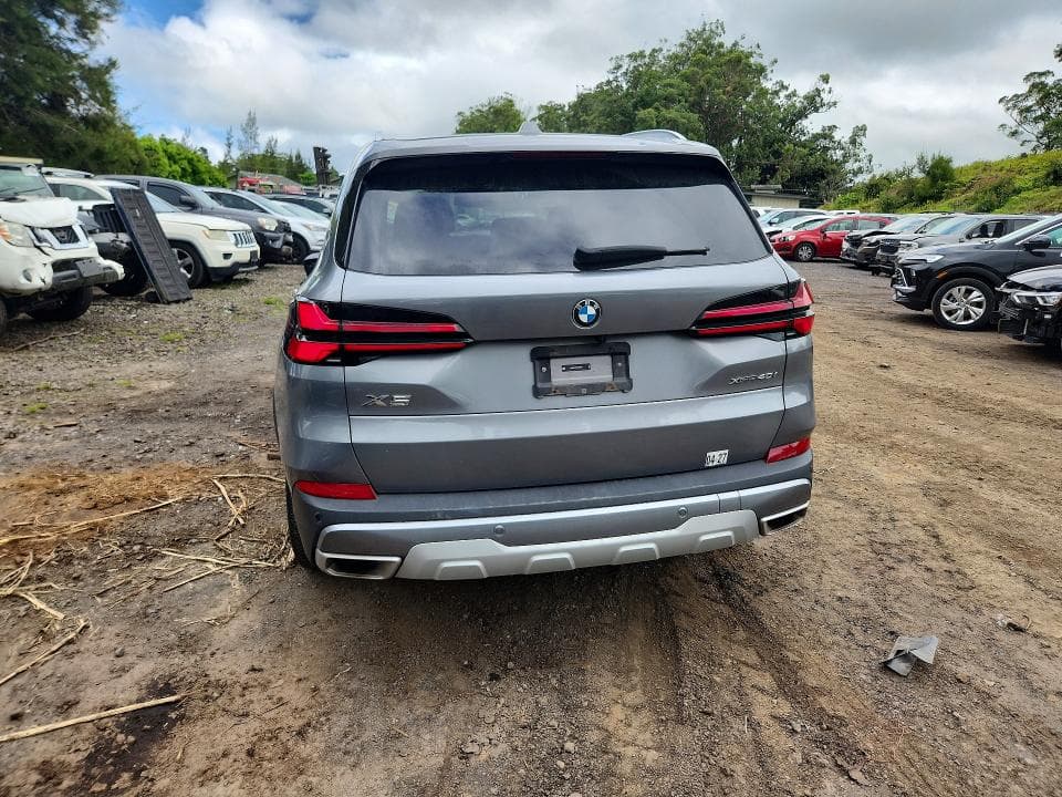 2025 BMW X5 XDRIVE40I 6