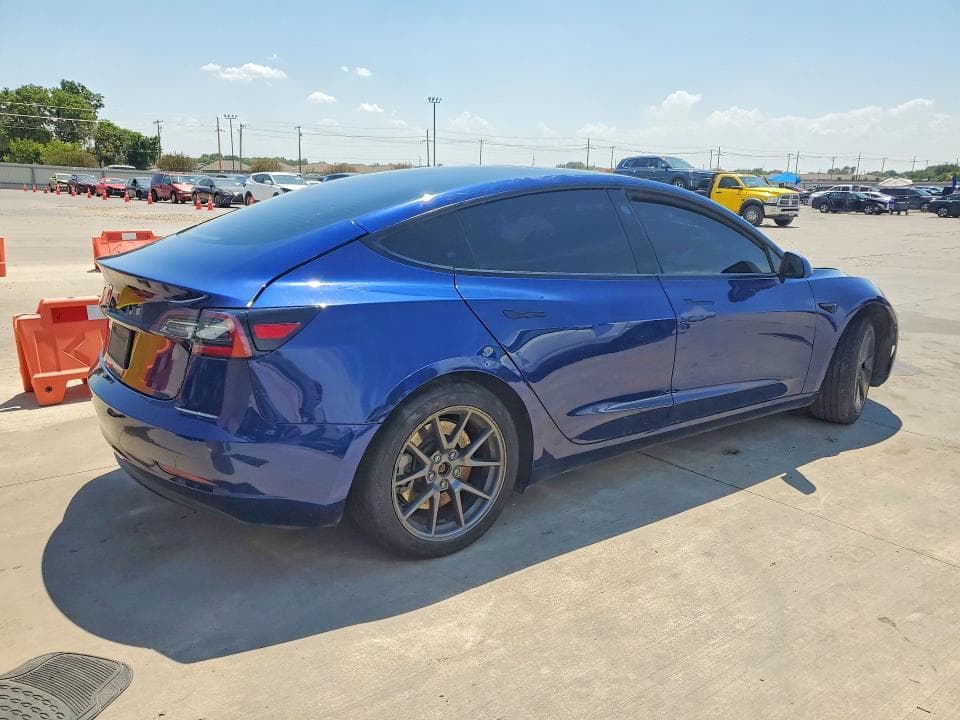 2023 TESLA MODEL 3 3