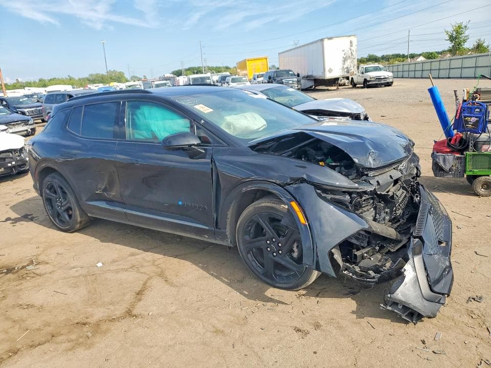 2025 CHEVROLET EQUINOX RS 4