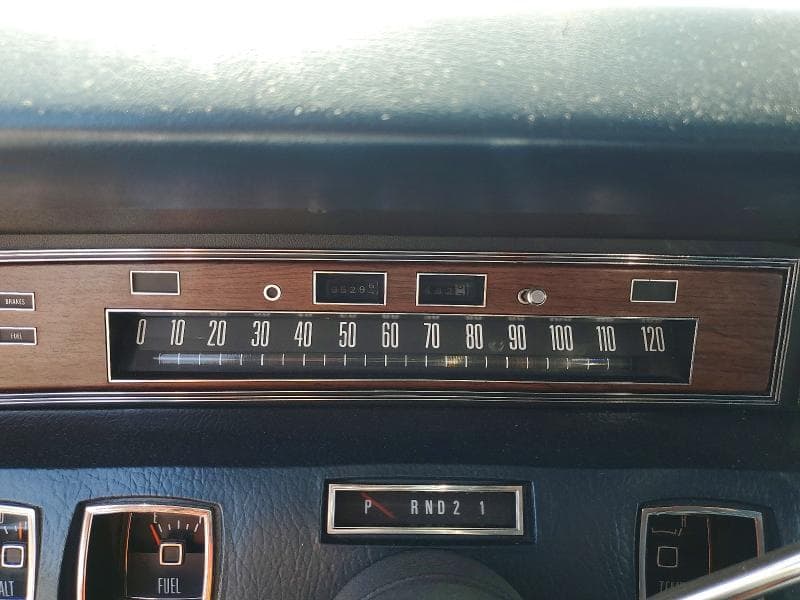 1971 LINCOLN CONTINENTAL 9