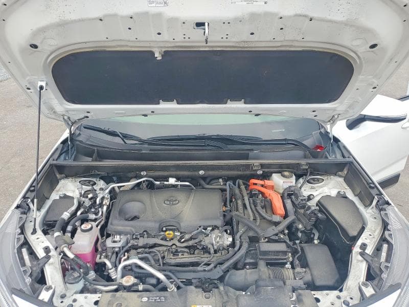 2024 TOYOTA RAV4 PRIME SE 11