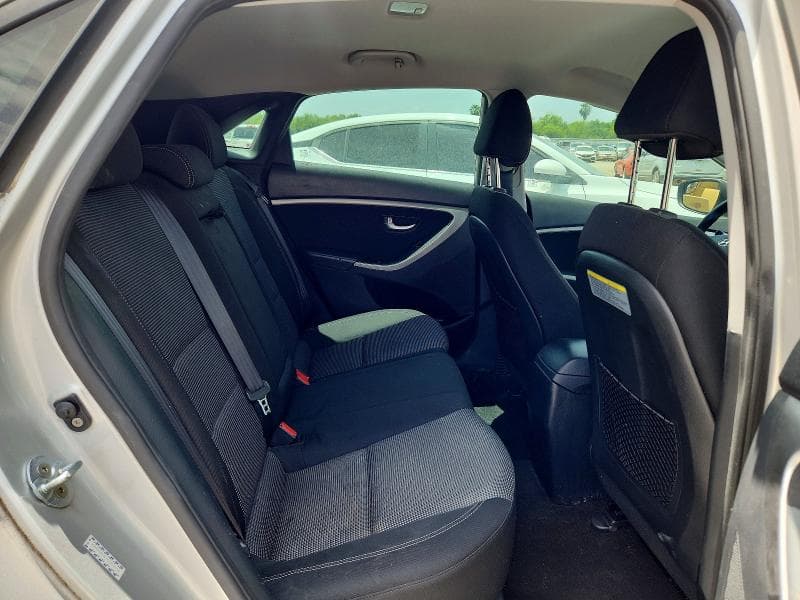 2017 HYUNDAI ELANTRA GT BASE 10