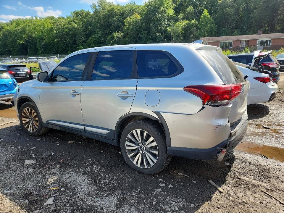2020 MITSUBISHI OUTLANDER SE 2