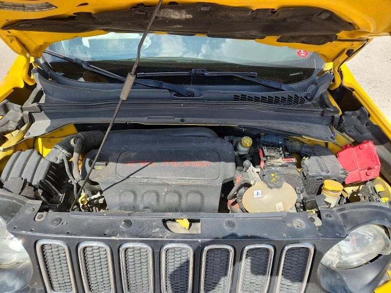 2018 JEEP RENEGADE LATITUDE 11