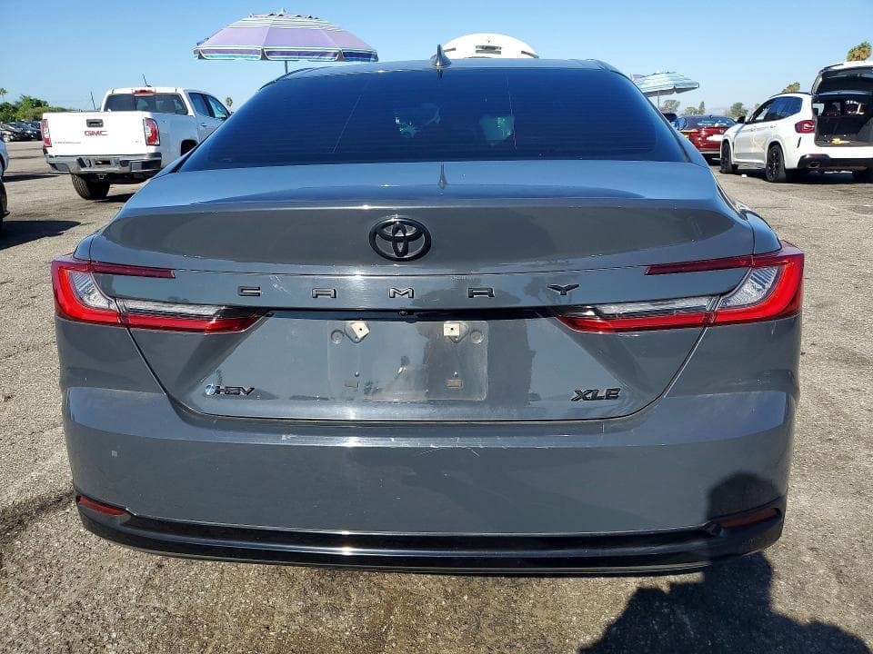 2025 TOYOTA CAMRY XLE 6