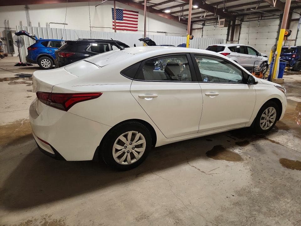 2018 HYUNDAI ACCENT SE 3