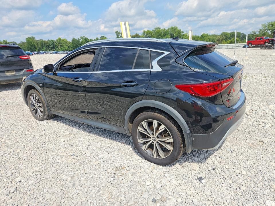 2017 INFINITI QX30 PREMIUM 2