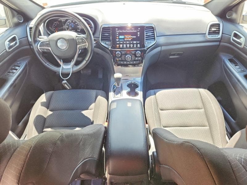 2022 JEEP GRAND CHEROKEE LAREDO E 8