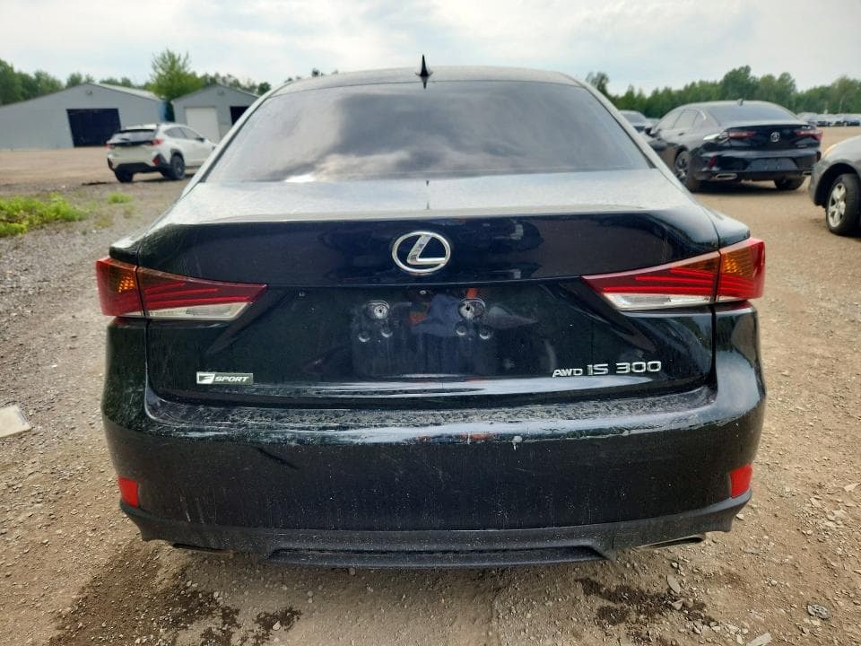 2018 LEXUS IS 300 6