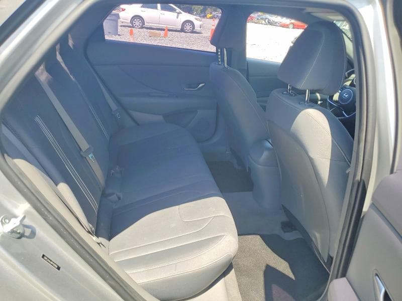 2023 HYUNDAI ELANTRA SEL 10