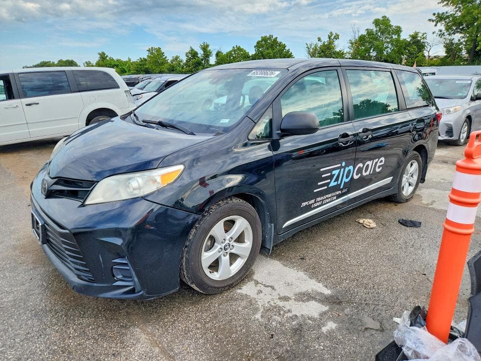 2018 TOYOTA SIENNA L - 1