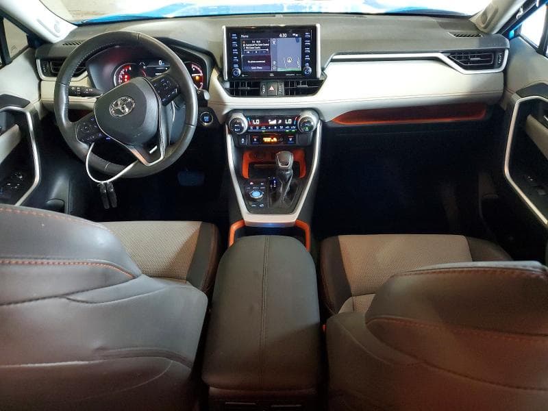 2019 TOYOTA RAV4 ADVENTURE 8