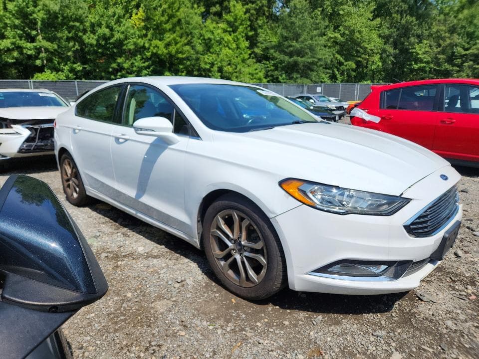 2017 FORD FUSION SE 4