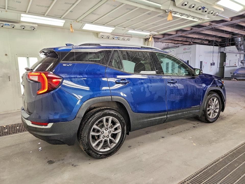 2023 GMC TERRAIN SLT 3