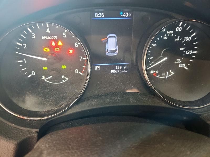 2018 NISSAN ROGUE SV 9