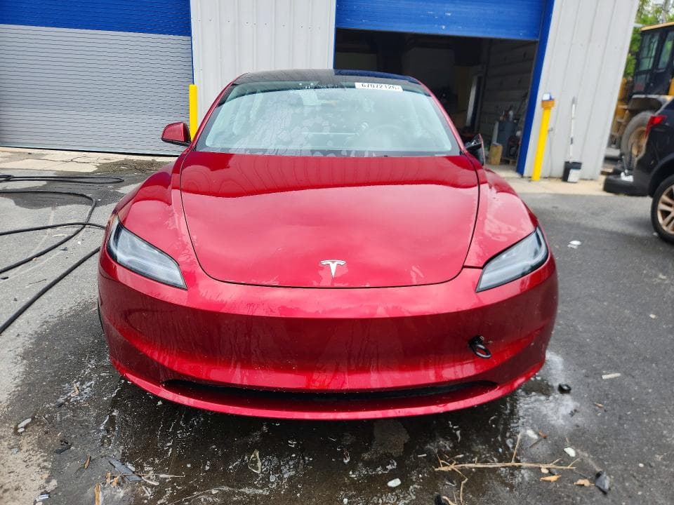 2025 TESLA MODEL 3 5