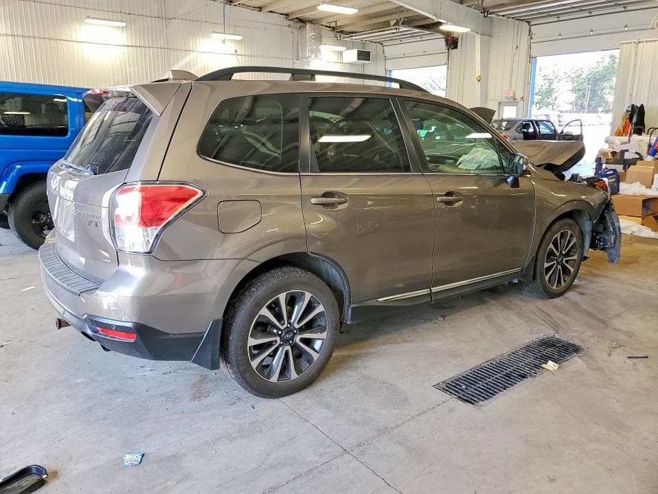 2017 SUBARU FORESTER 2.0XT TOURING 3