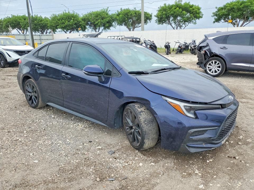 2024 TOYOTA COROLLA SE 4