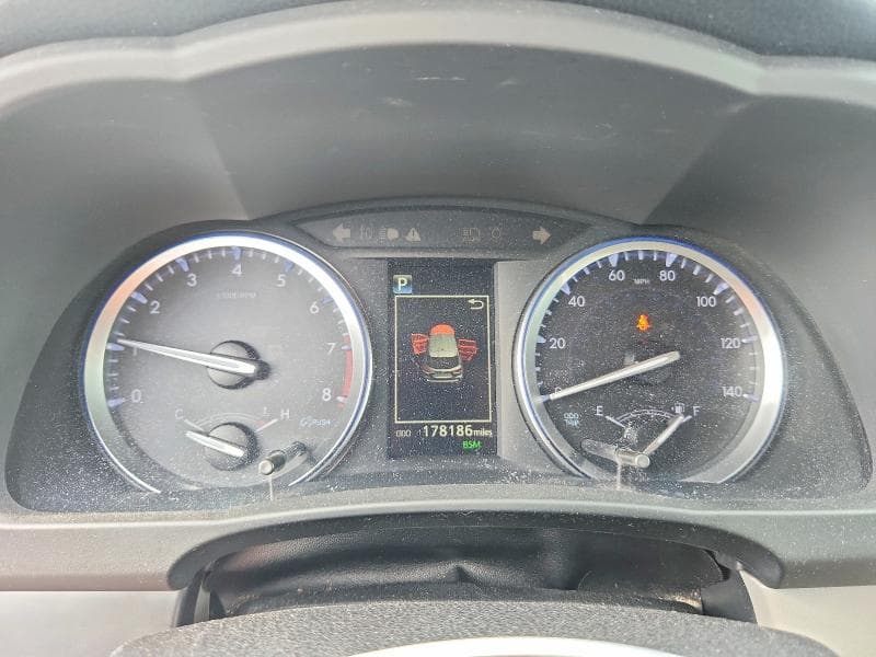 2019 TOYOTA HIGHLANDER XLE 9