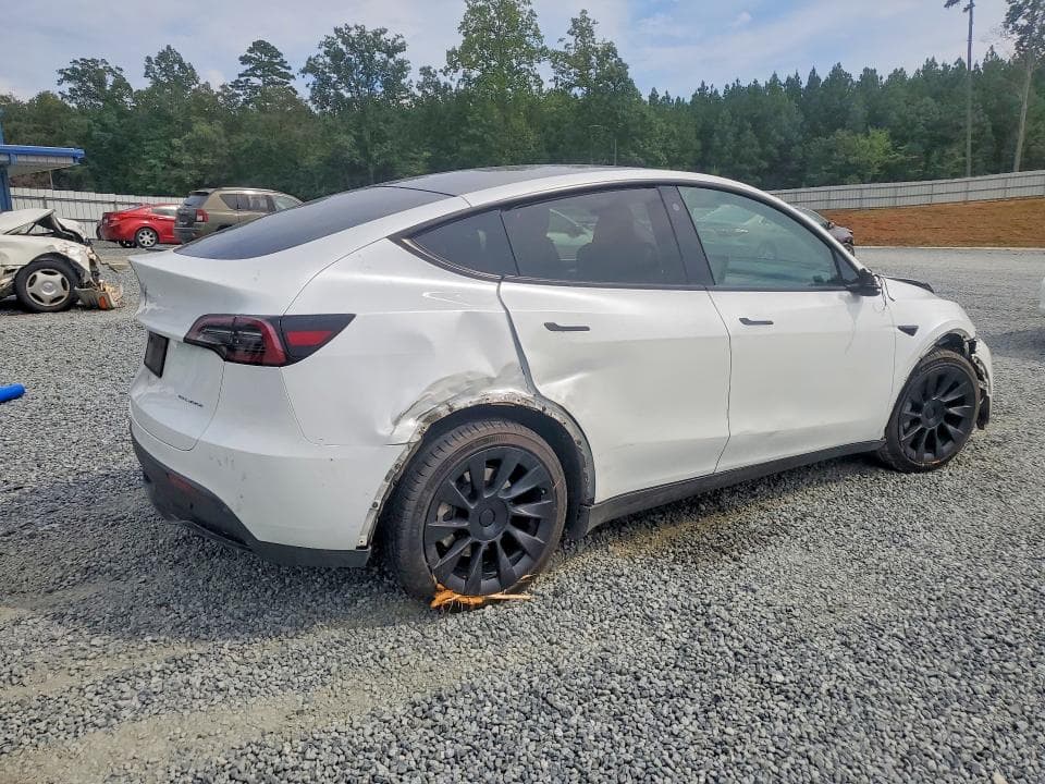 2023 TESLA MODEL Y 3