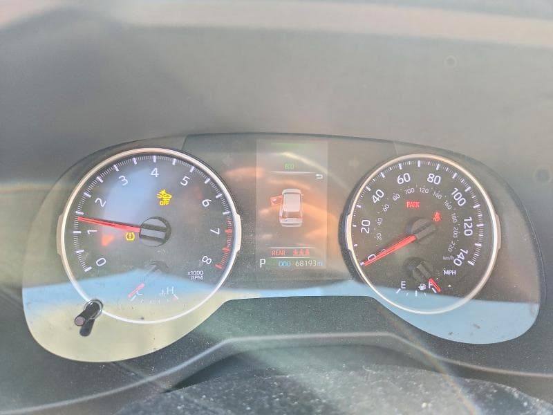 2019 TOYOTA RAV4 LE 9