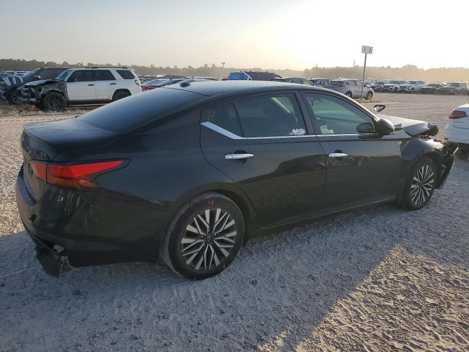 2024 NISSAN ALTIMA SV 3