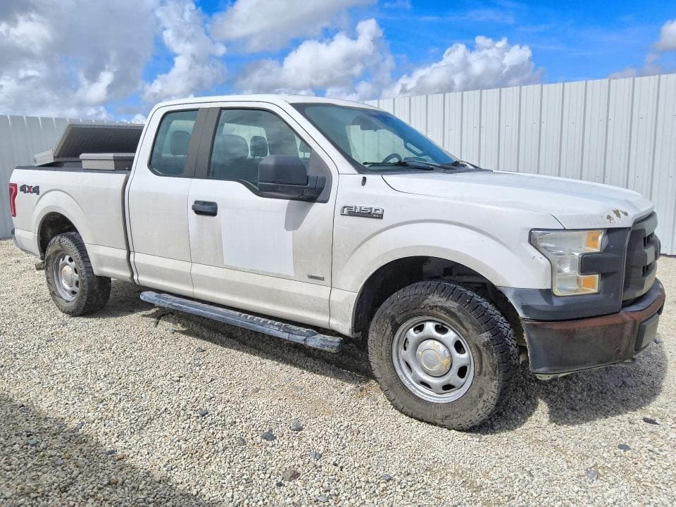 2017 FORD F150 SUPER CAB 4