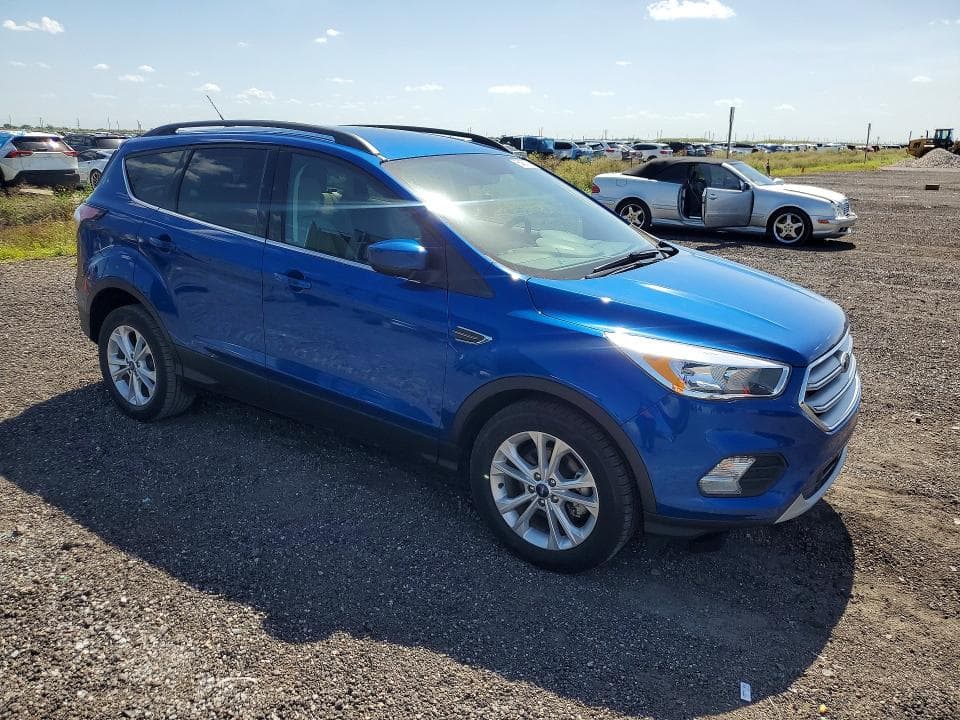 2018 FORD ESCAPE SE 4