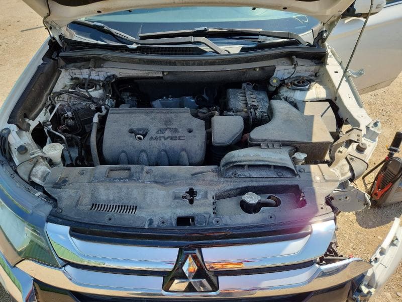 2018 MITSUBISHI OUTLANDER SE 11