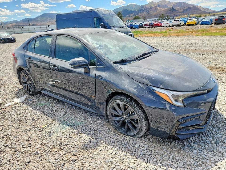 2023 TOYOTA COROLLA HYBRID SE 4