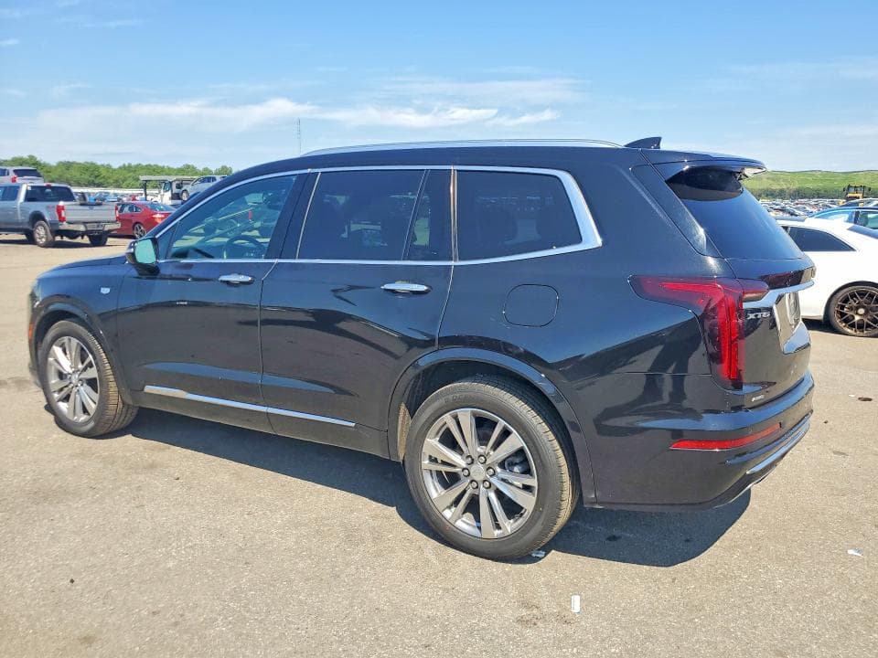 2023 CADILLAC XT6 PREMIUM LUXURY 2