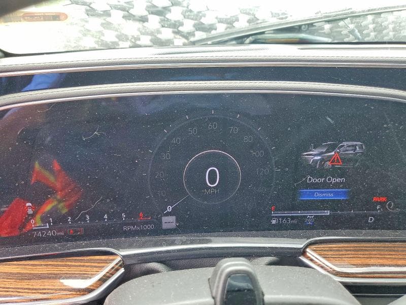 2022 CADILLAC ESCALADE PREMIUM LUXURY 9