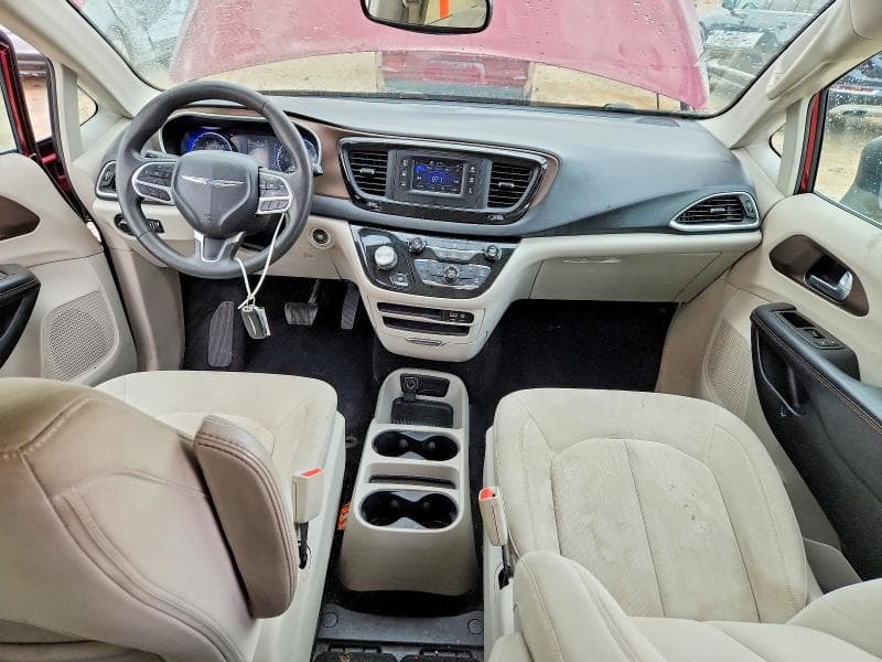 2017 CHRYSLER PACIFICA LX 8