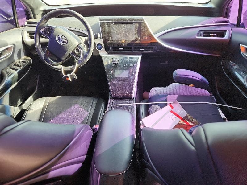 2017 TOYOTA MIRAI BASE 8